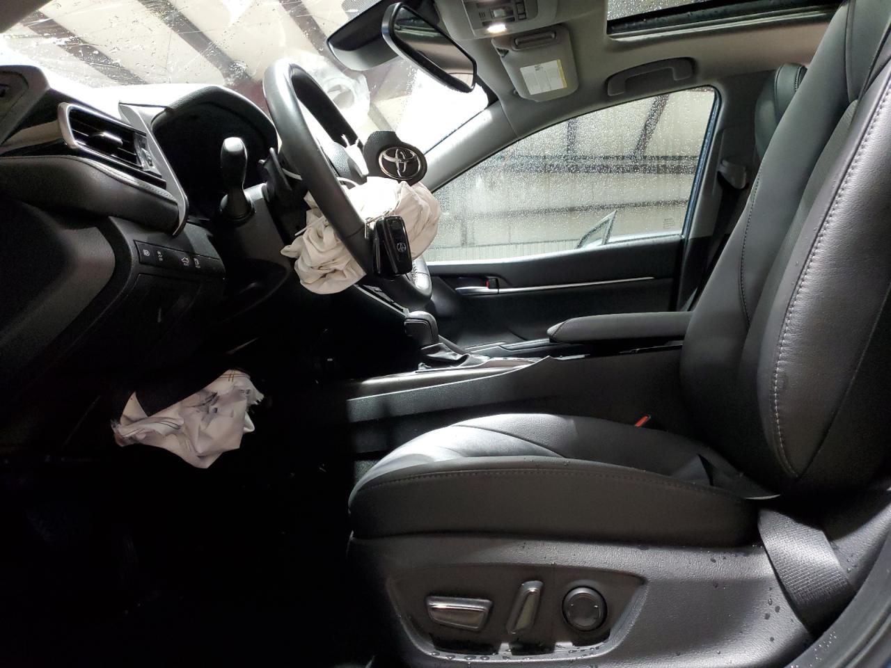 2023 Toyota Camry - Image 7