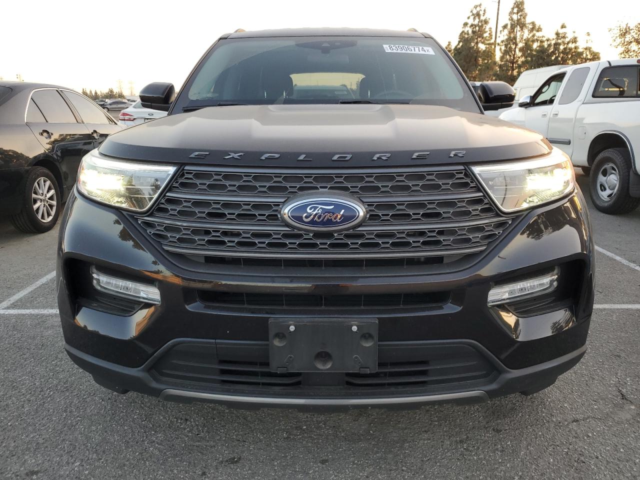 VIN 1FMSK7DH8NGA15982 2022 FORD EXPLORER no.5