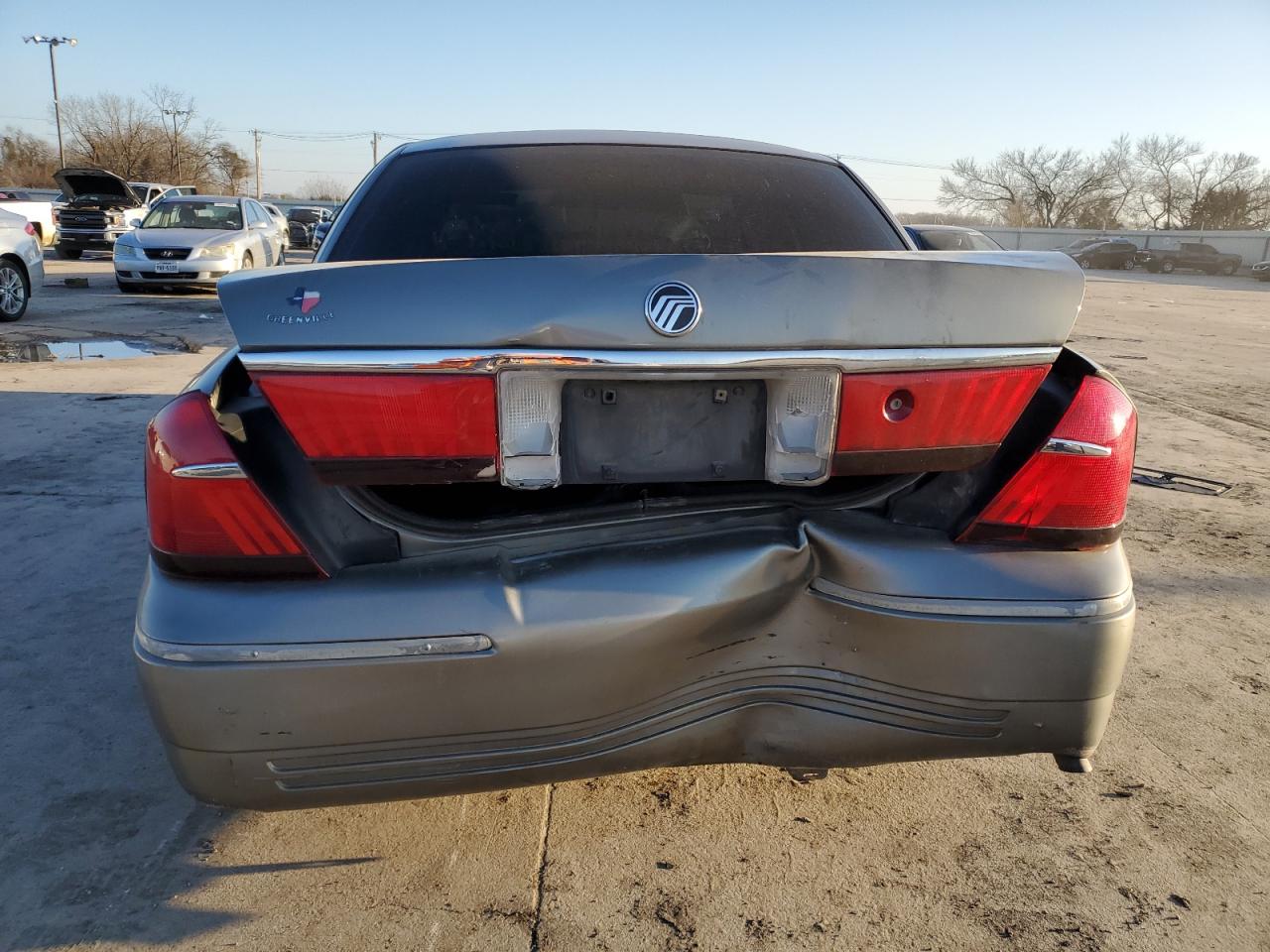 2000 Mercury Grand Marquis Ls VIN: 2MEFM75W7YX695769 Lot: 84700254