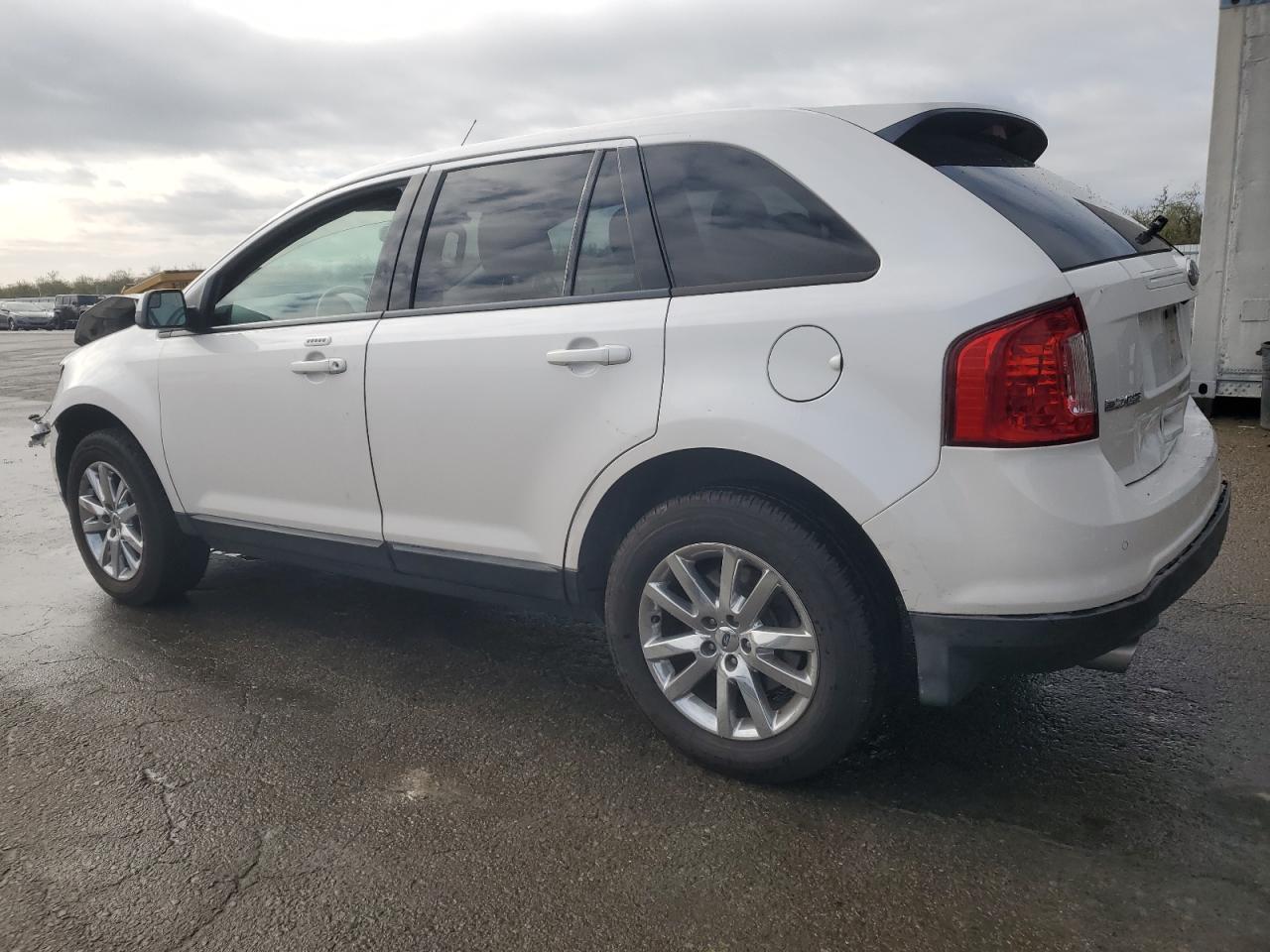 VIN 2FMDK3JCXDBA86911 2013 FORD EDGE no.2