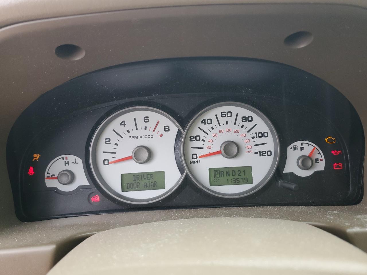 2006 Ford Escape - Image 9