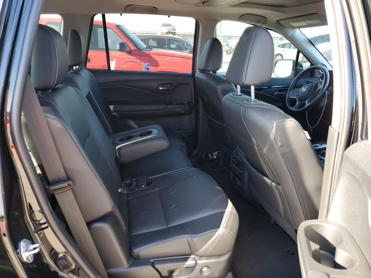 2022 Honda Pilot - Image 10