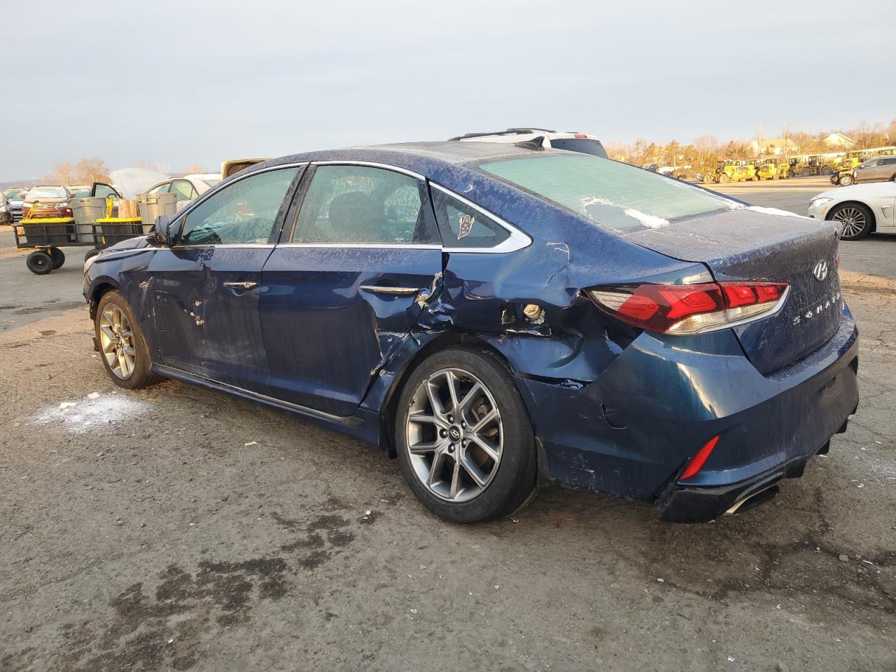 5NPE34AB3KH809583 2019 HYUNDAI SONATA - Image 2