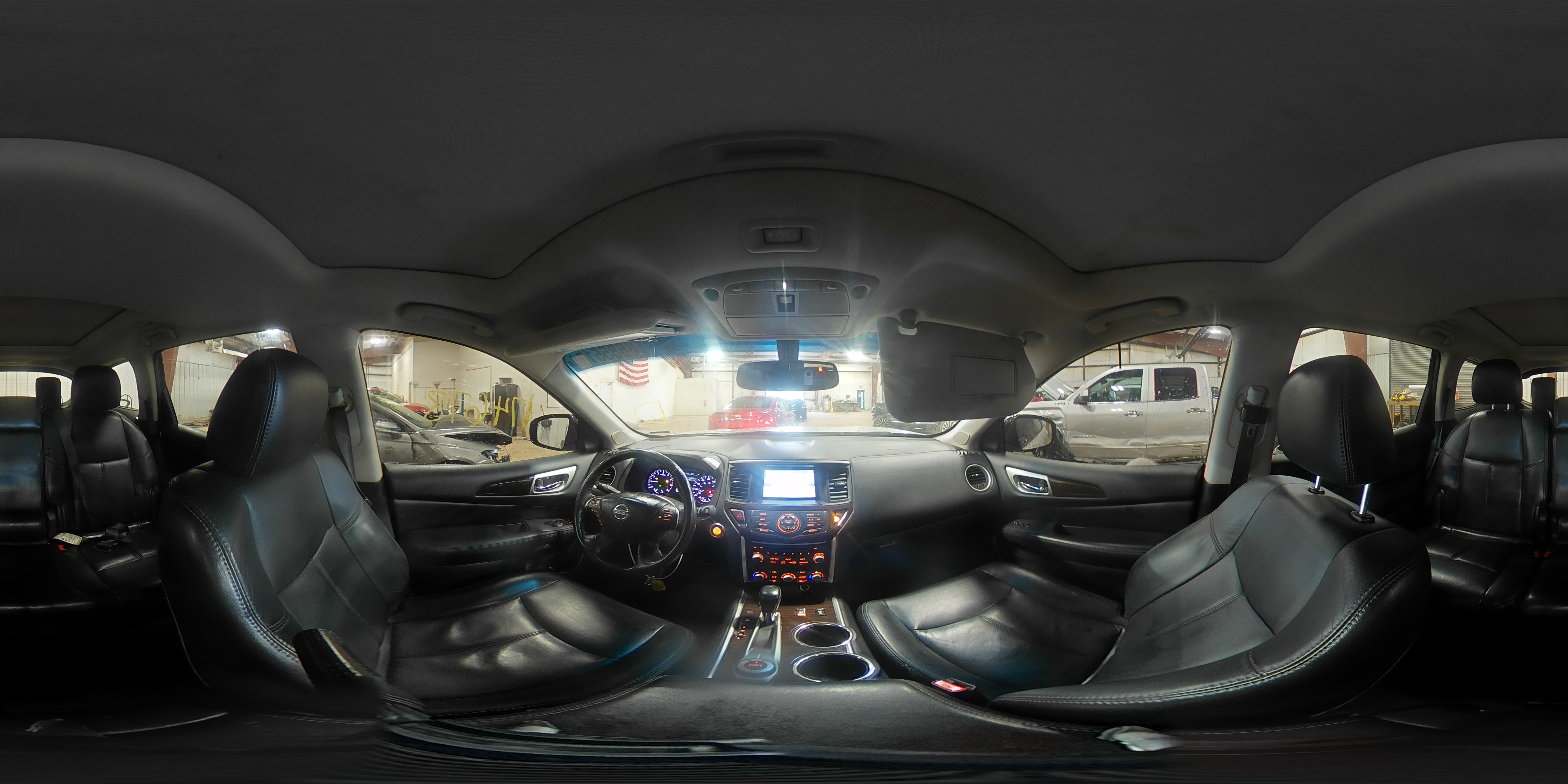 2014 Nissan Pathfinder - Image 15