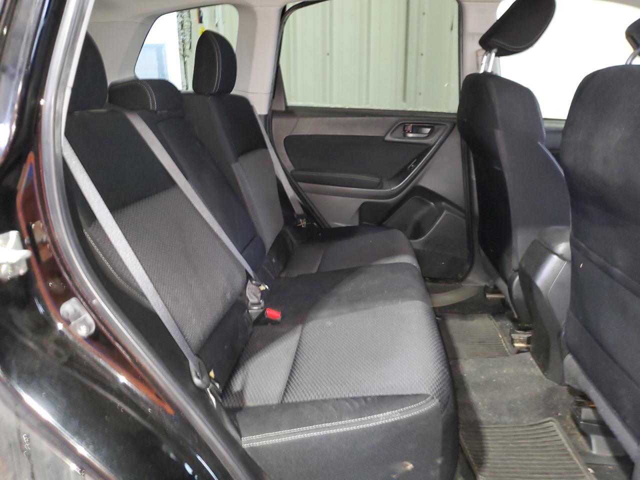 2015 Subaru Forester - Image 11