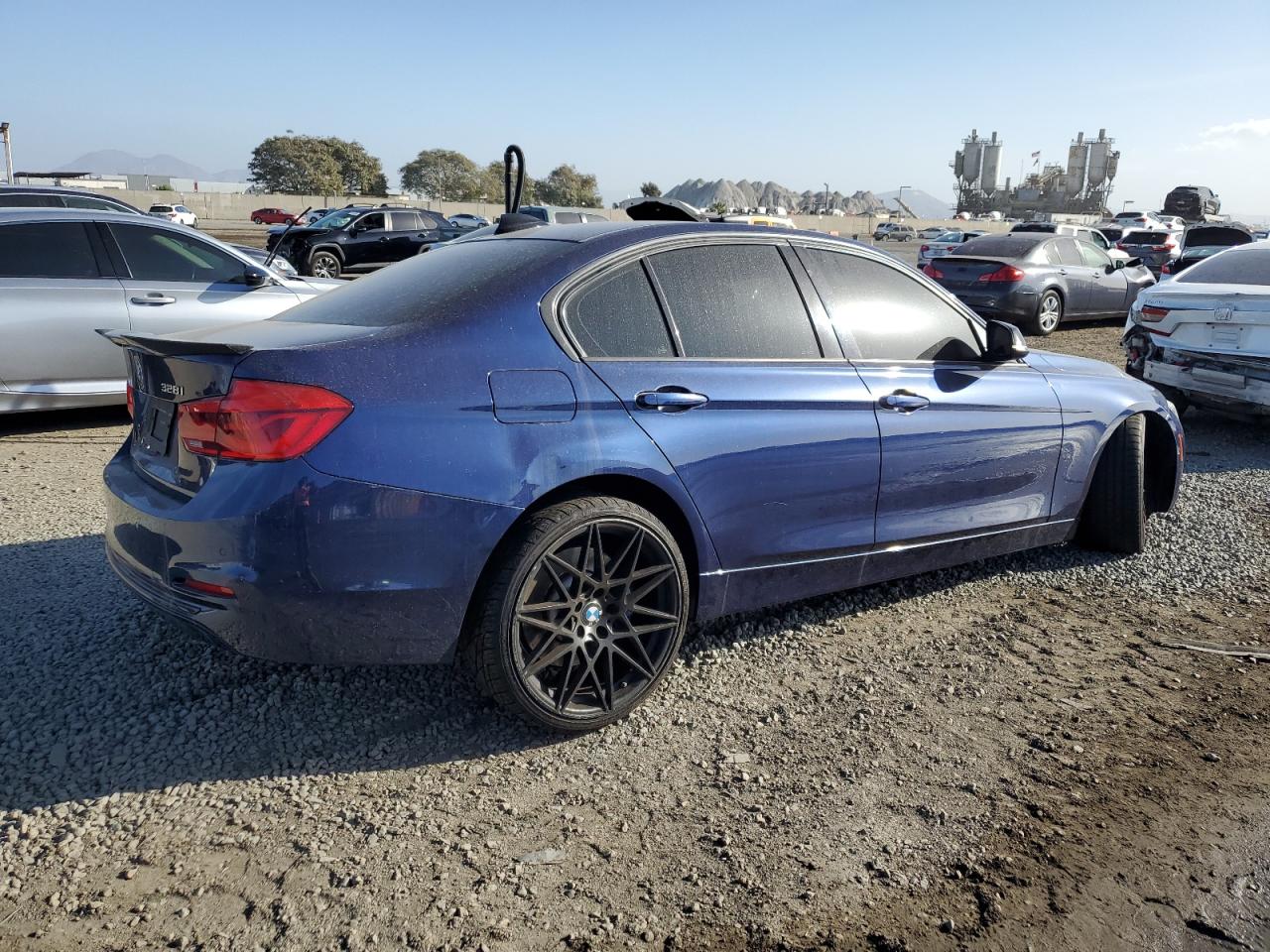 VIN WBA8E9C58GK645801 2016 BMW 3 SERIES no.3