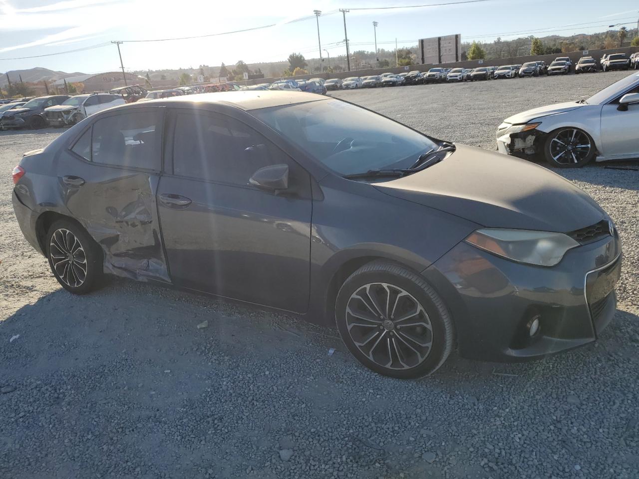 VIN 5YFBURHE6GP551289 2016 TOYOTA COROLLA no.4