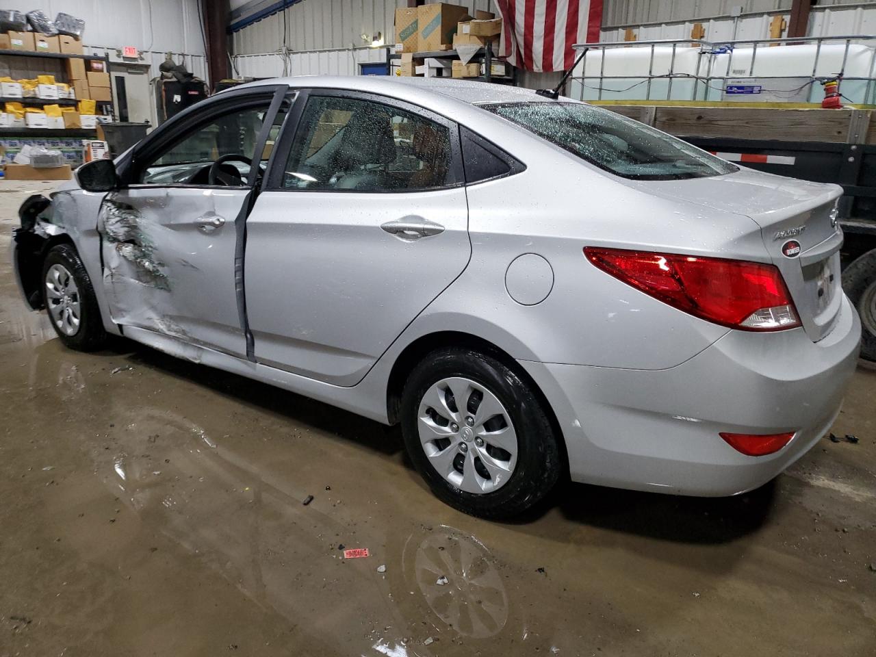 2016 Hyundai Accent - Image 2
