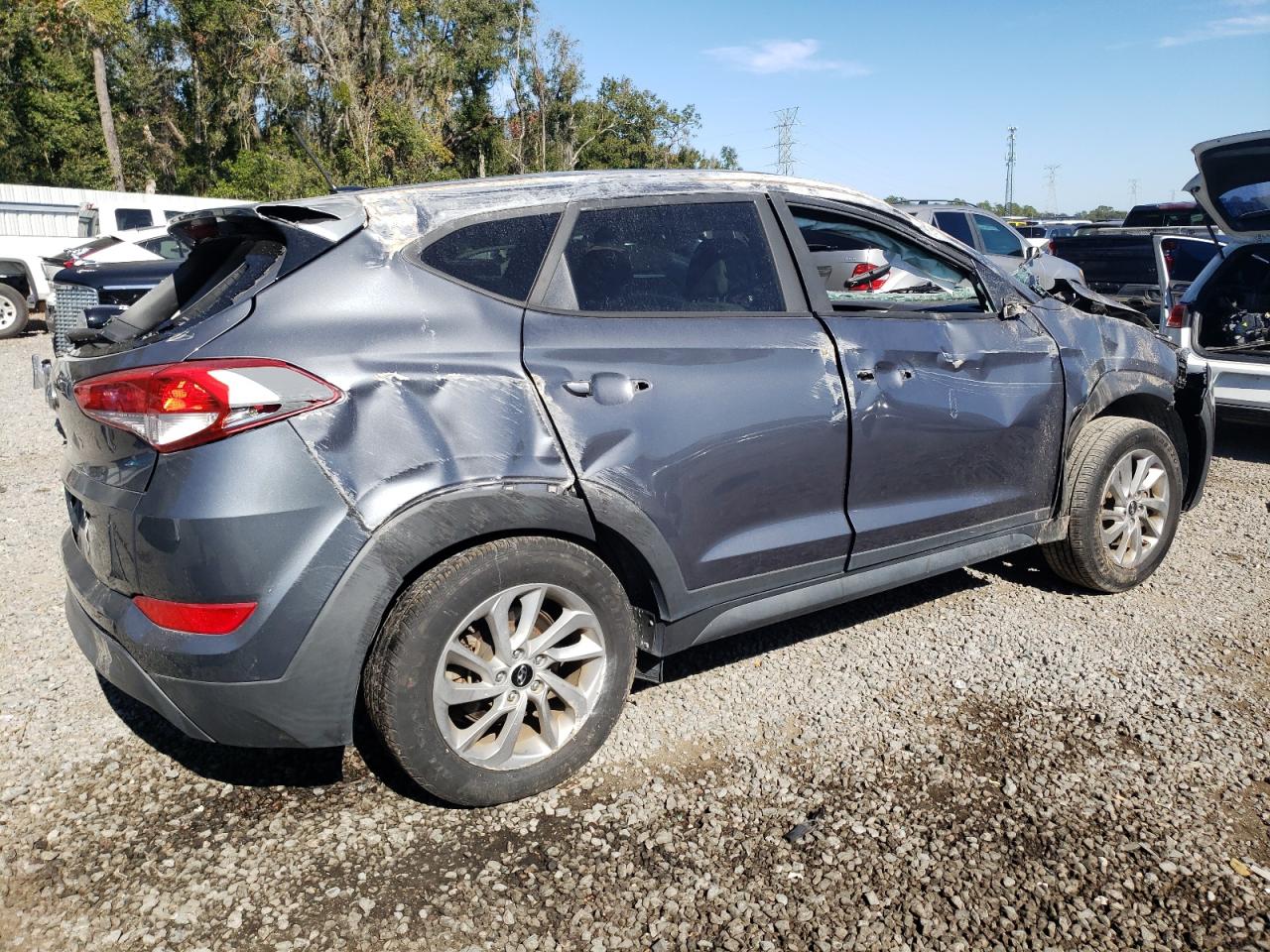 VIN KM8J23A46HU390359 2017 HYUNDAI TUCSON no.3