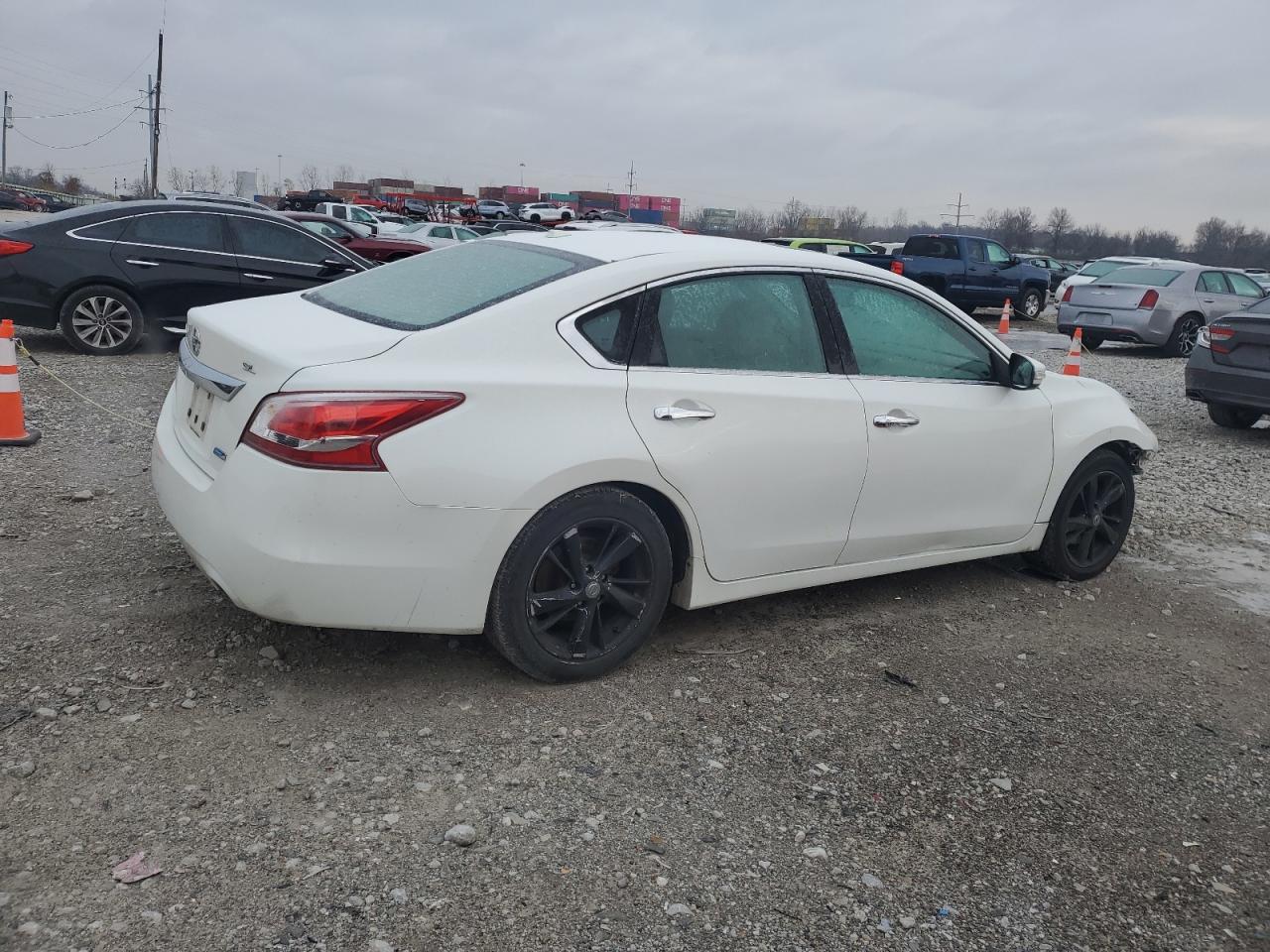 VIN 1N4AL3AP6DC102485 2013 NISSAN ALTIMA no.3