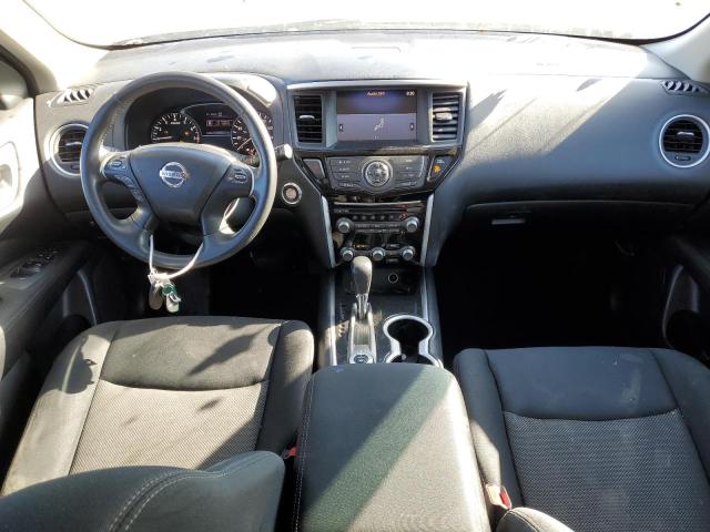  NISSAN PATHFINDER 2017 Чорний