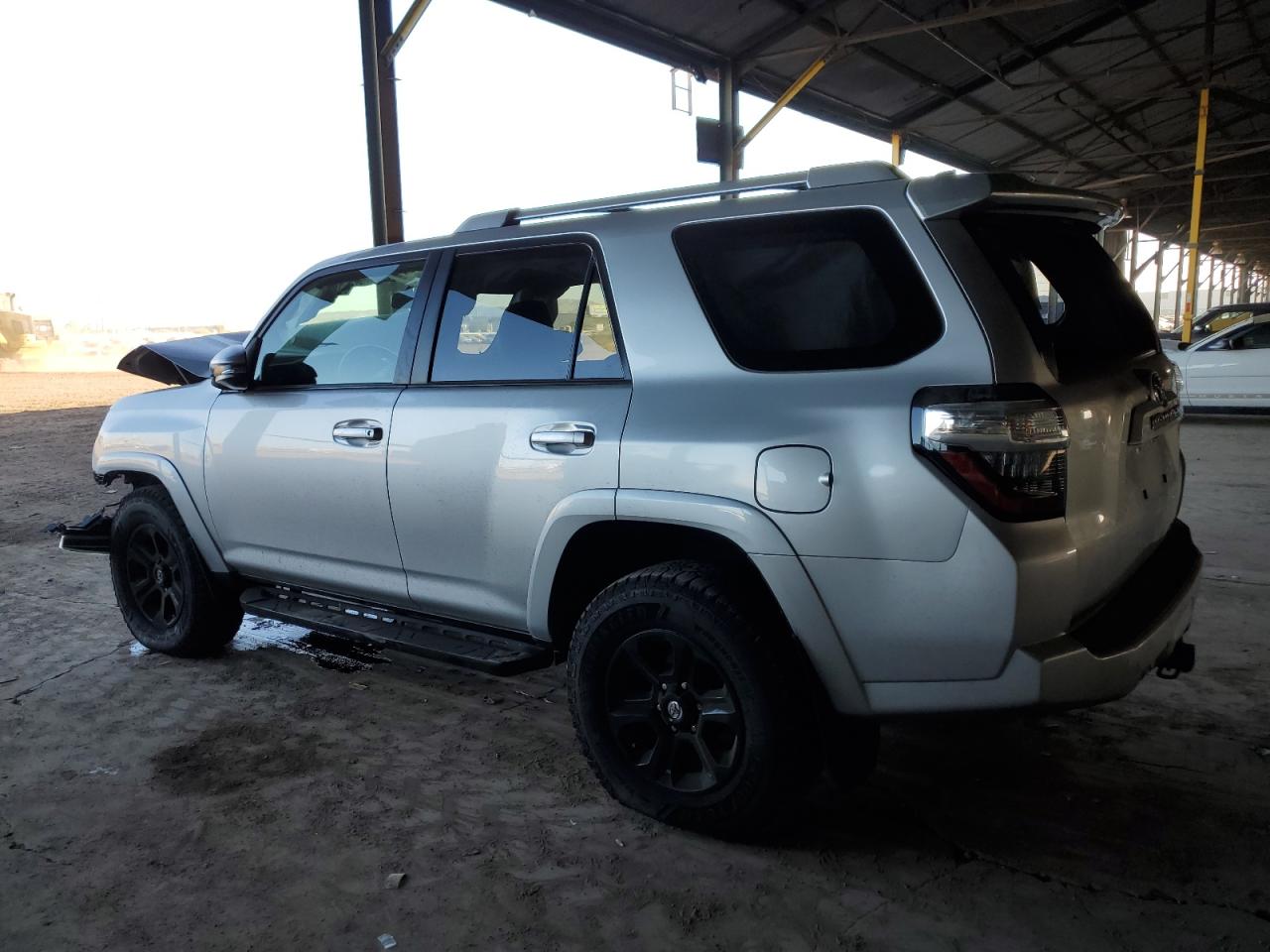 2018 Toyota 4Runner - Image 2