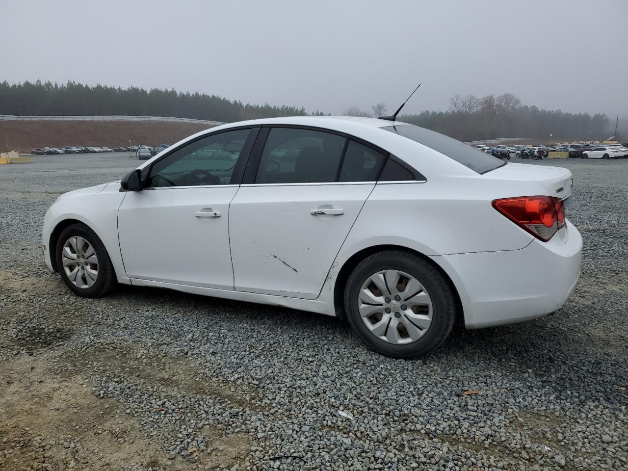 2012 Chevrolet Cruze - Image 2