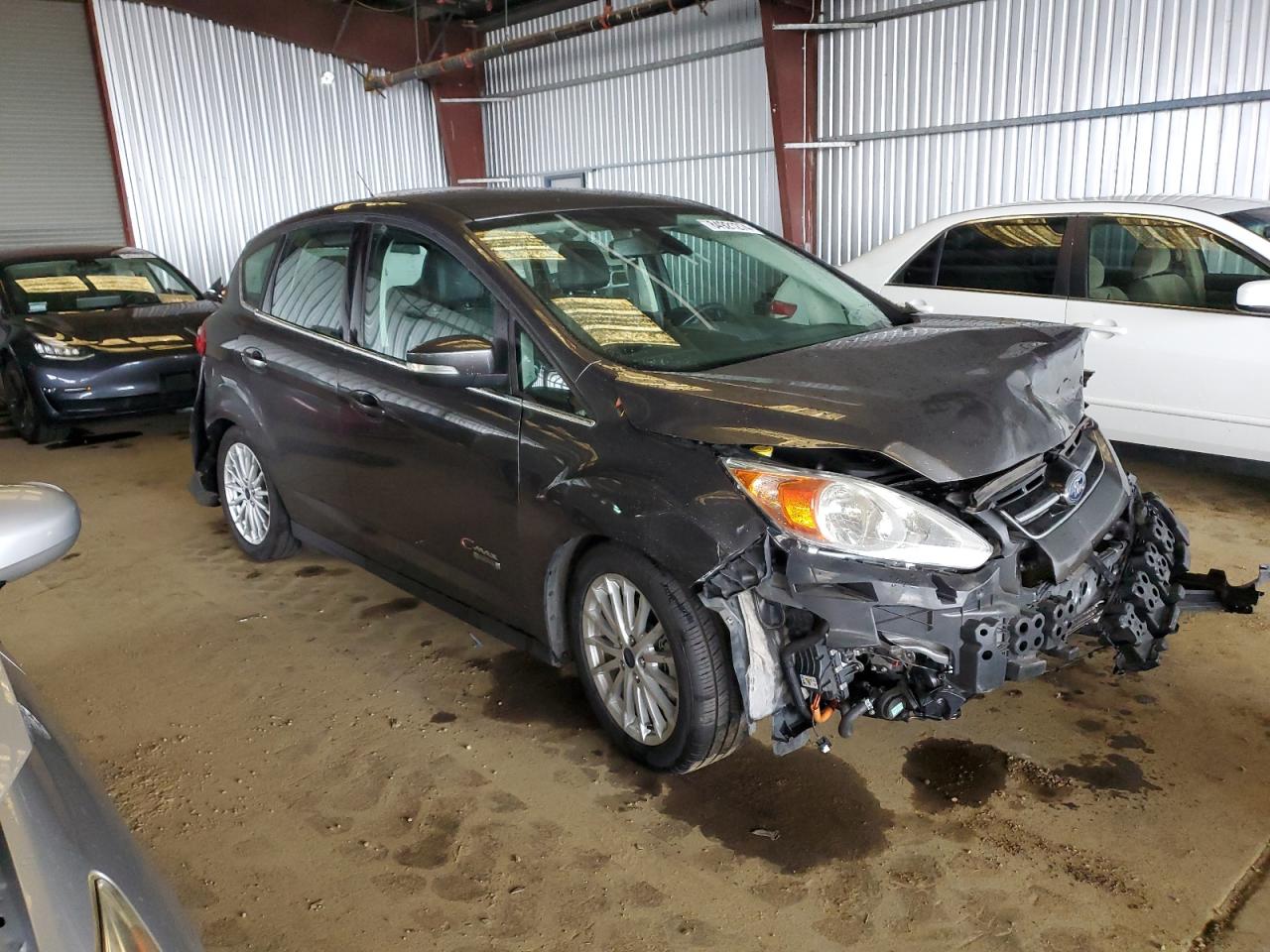 VIN 1FADP5CU1GL109302 2016 FORD CMAX no.4