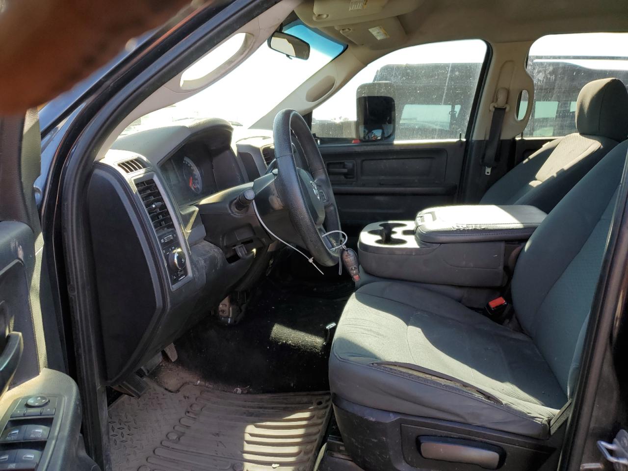2014 RAM 1500 - Image 7