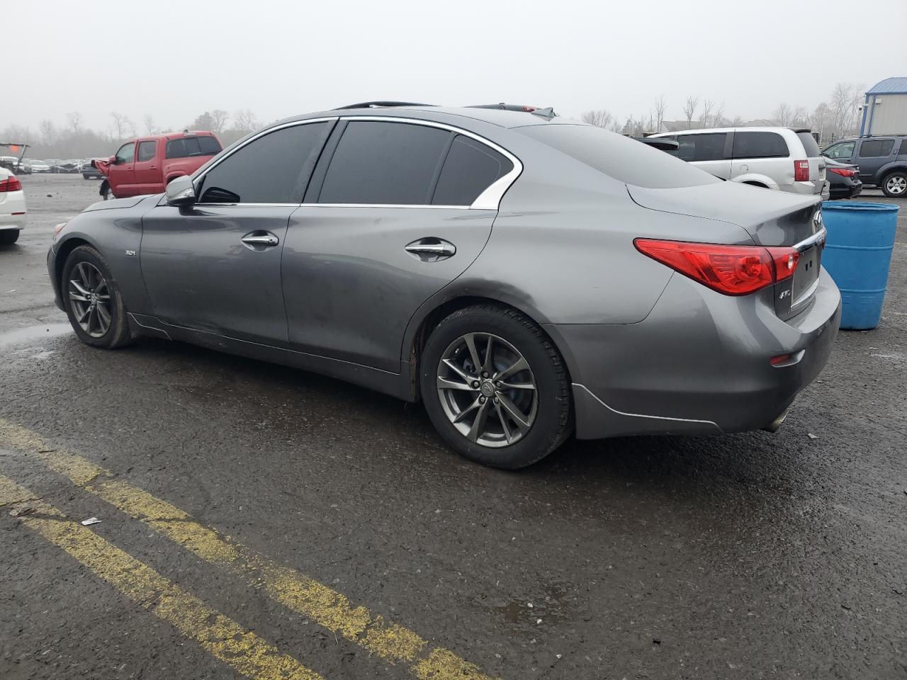 2017 Infiniti Q50 - Image 2