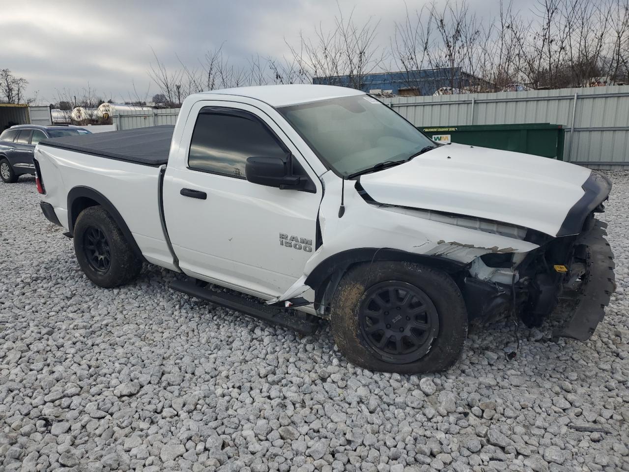 VIN 3C6JR7AG6JG196075 2018 RAM 1500 no.4