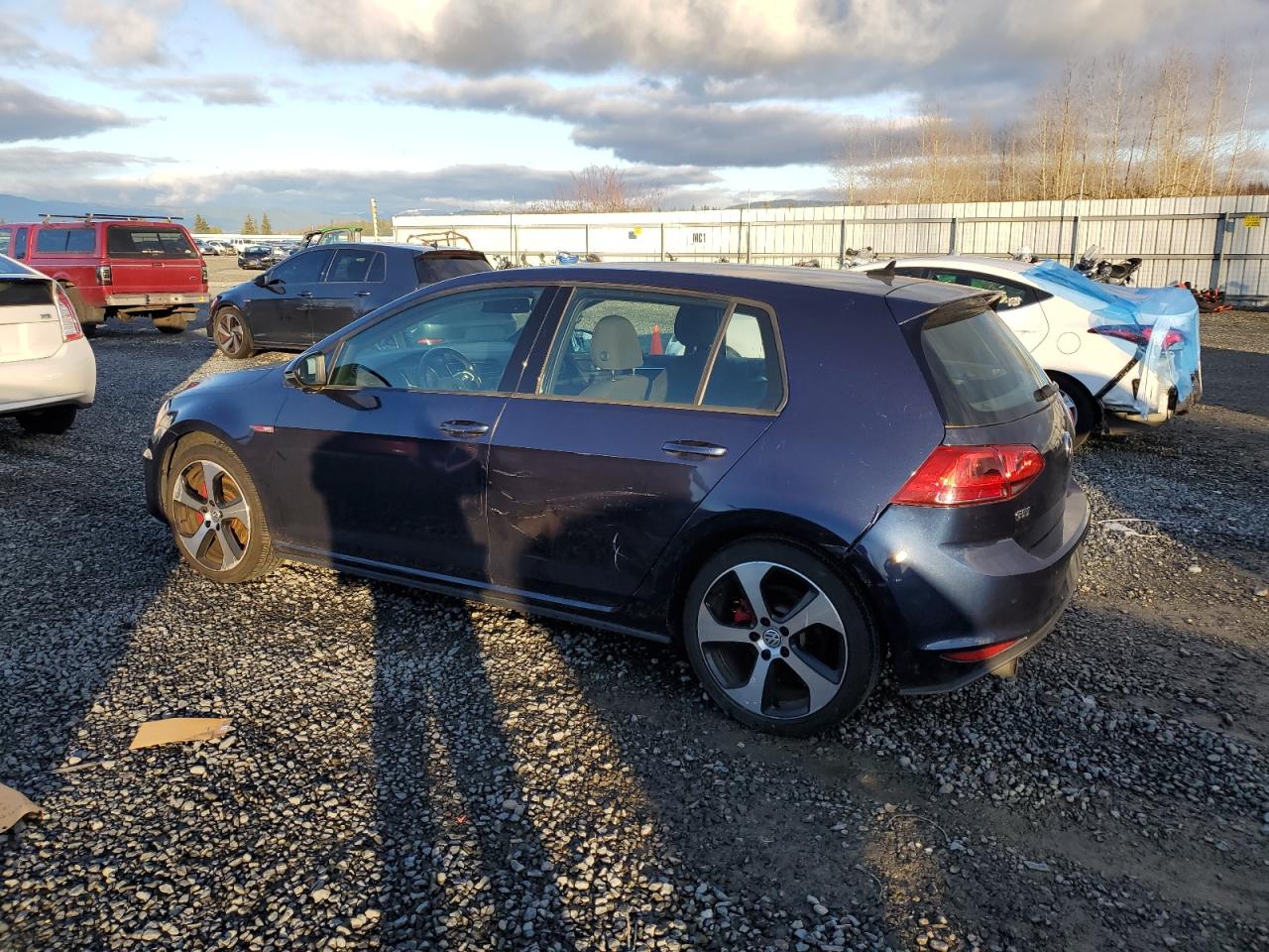 2016 Volkswagen GTI - Image 2