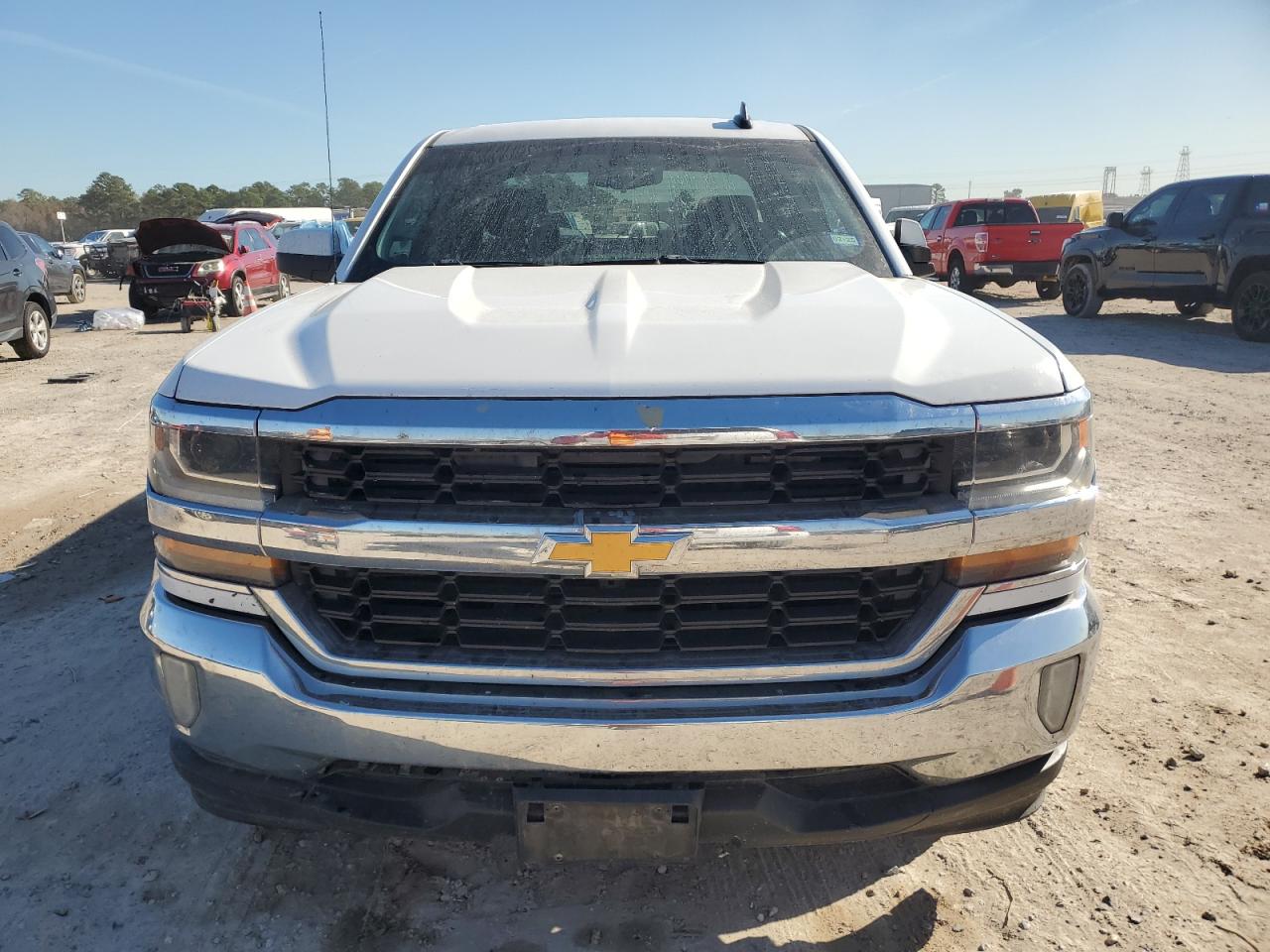 2017 Chevrolet Silverado - Image 5