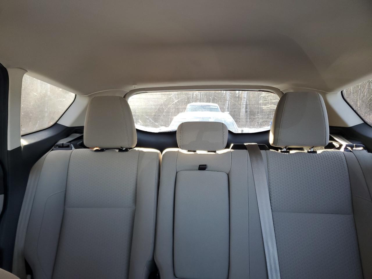 1FMCU0GD4HUC39982 FORD ESCAPE 2017