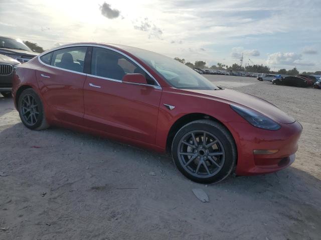  TESLA MODEL 3 2018 Czerwony