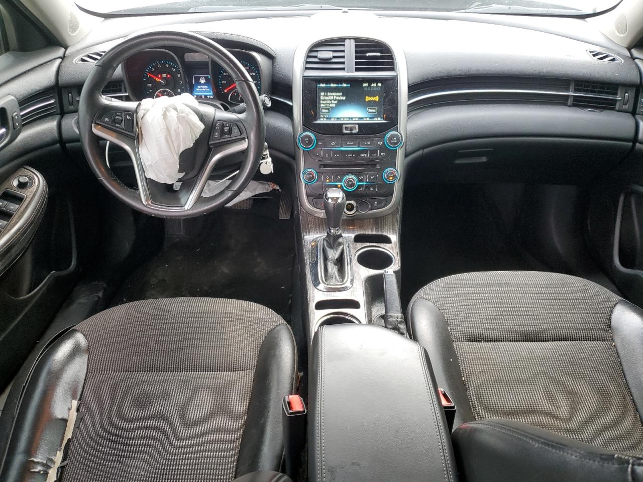 2015 Chevrolet Malibu - Image 8
