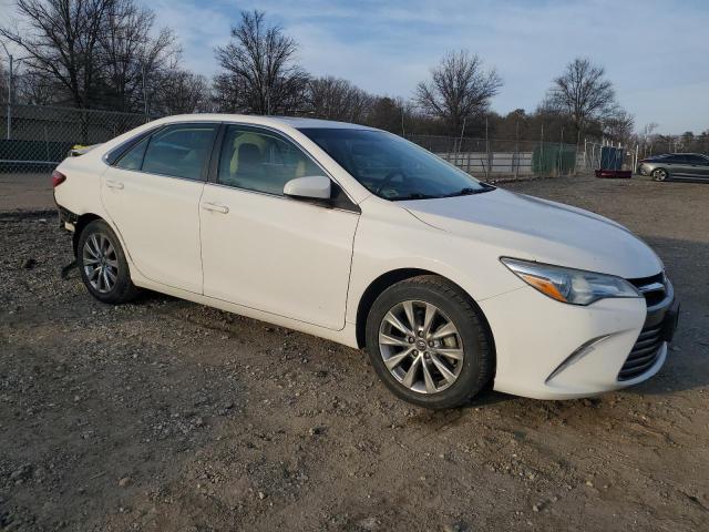  TOYOTA CAMRY 2015 White