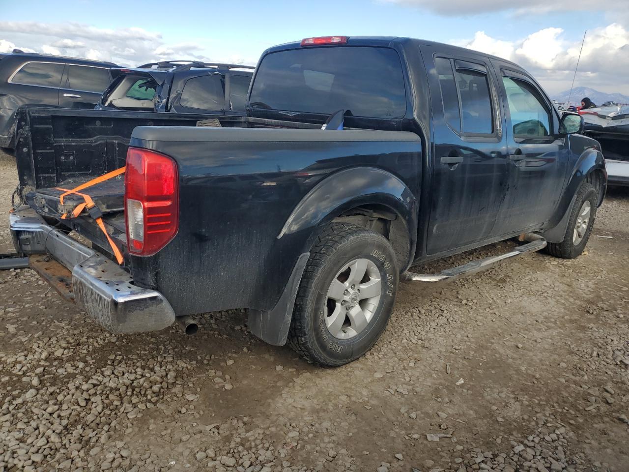 2012 Nissan Navara (Frontier) - Image 3