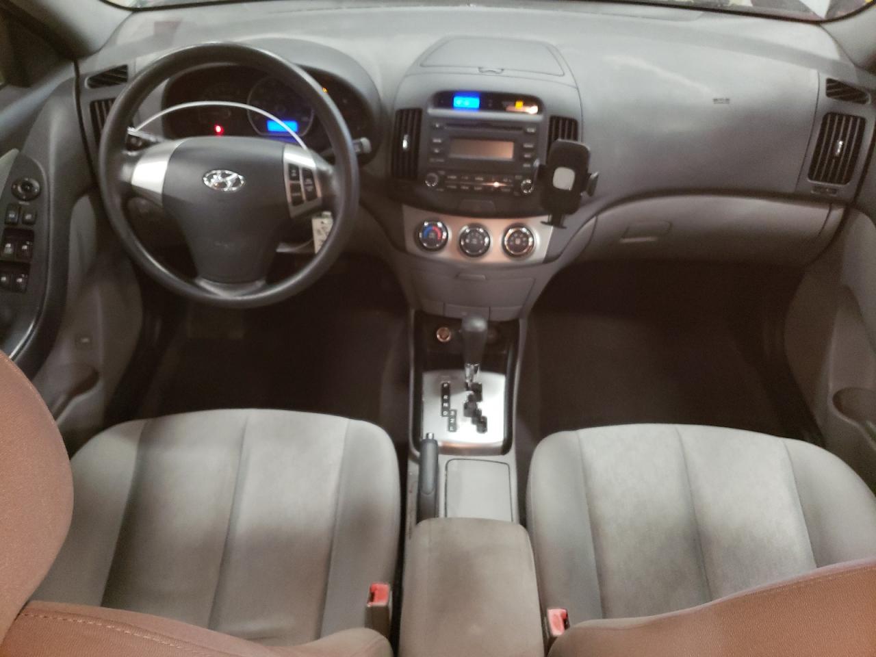 2010 Hyundai Elantra - Image 8