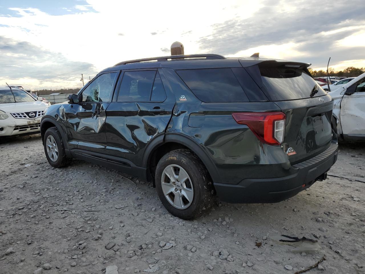 2021 Ford Explorer - Image 2