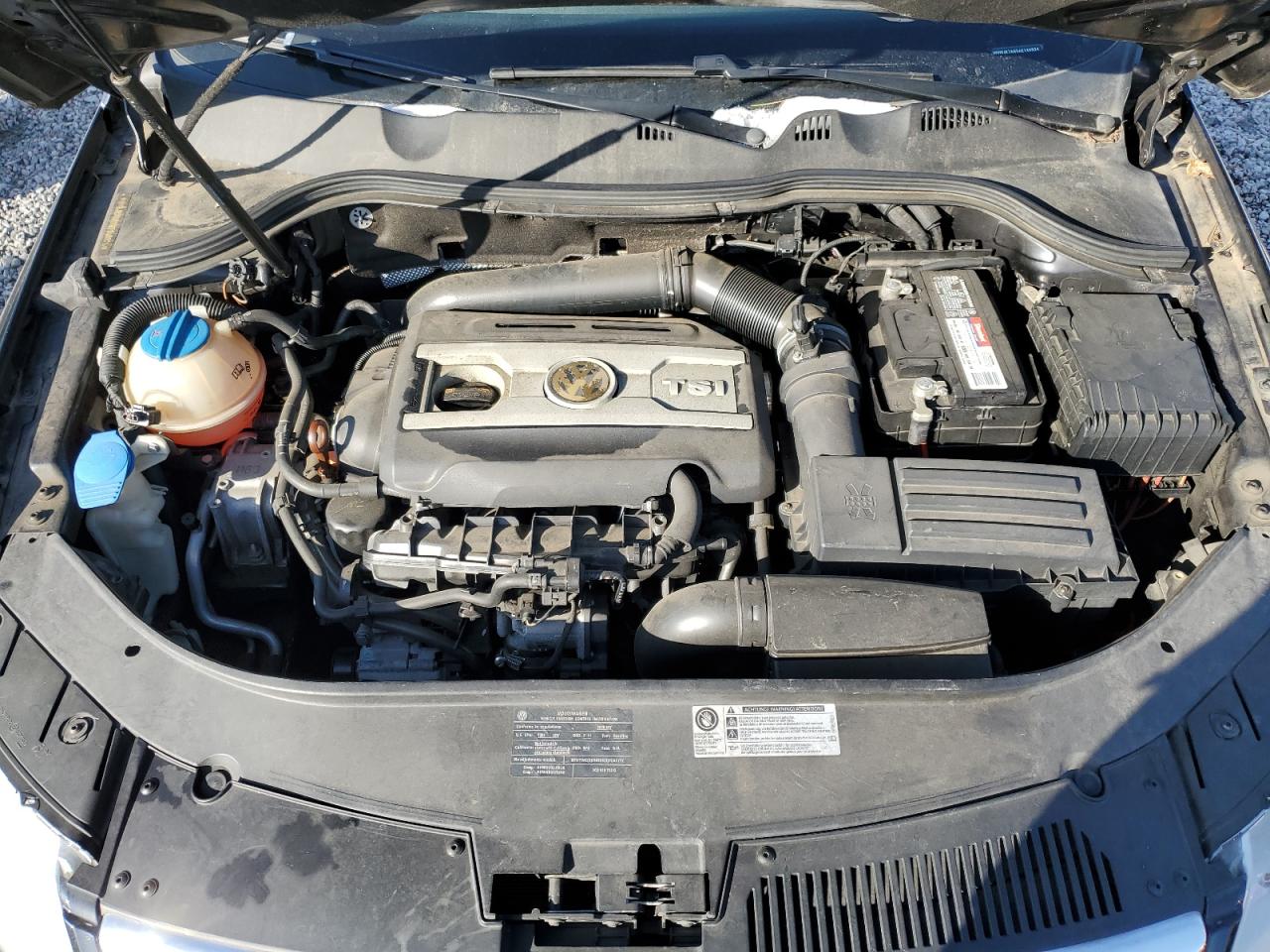 2010 Volkswagen Passat Komfort VIN: WVWJK7AN5AE140924 Lot: 84073904