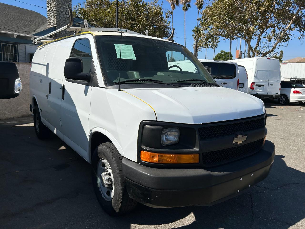 VIN 1GCWGFBAXE1174786 2014 CHEVROLET EXPRESS no.1