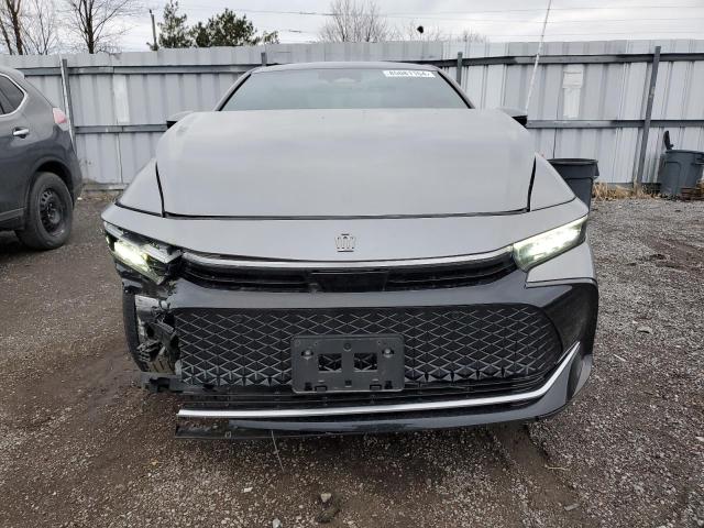  TOYOTA CROWN XLE 2023 Серебристый