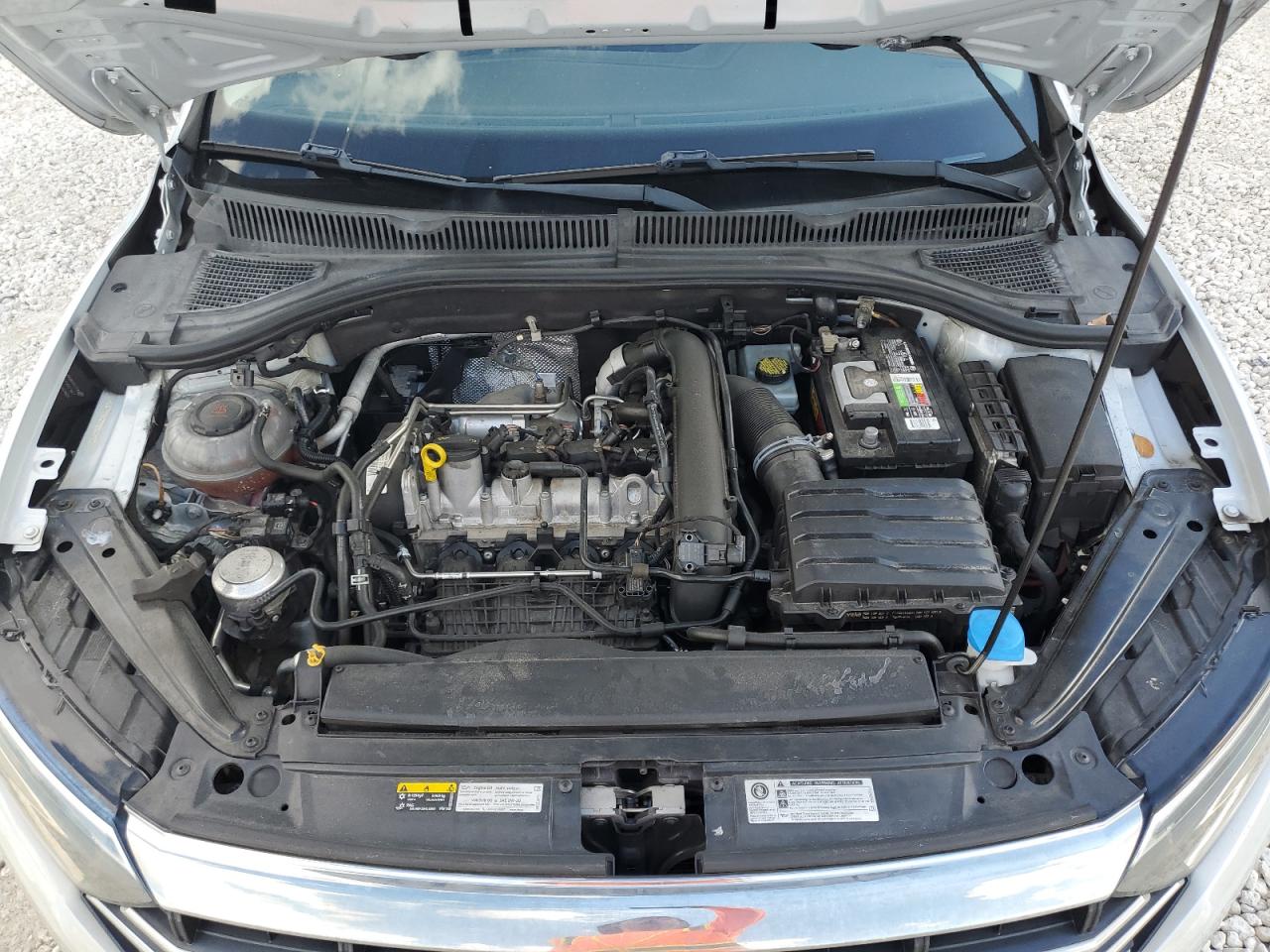 2019 Volkswagen Jetta - Image 11