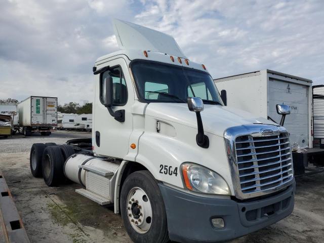 2015 Freightliner Cascadia 113 