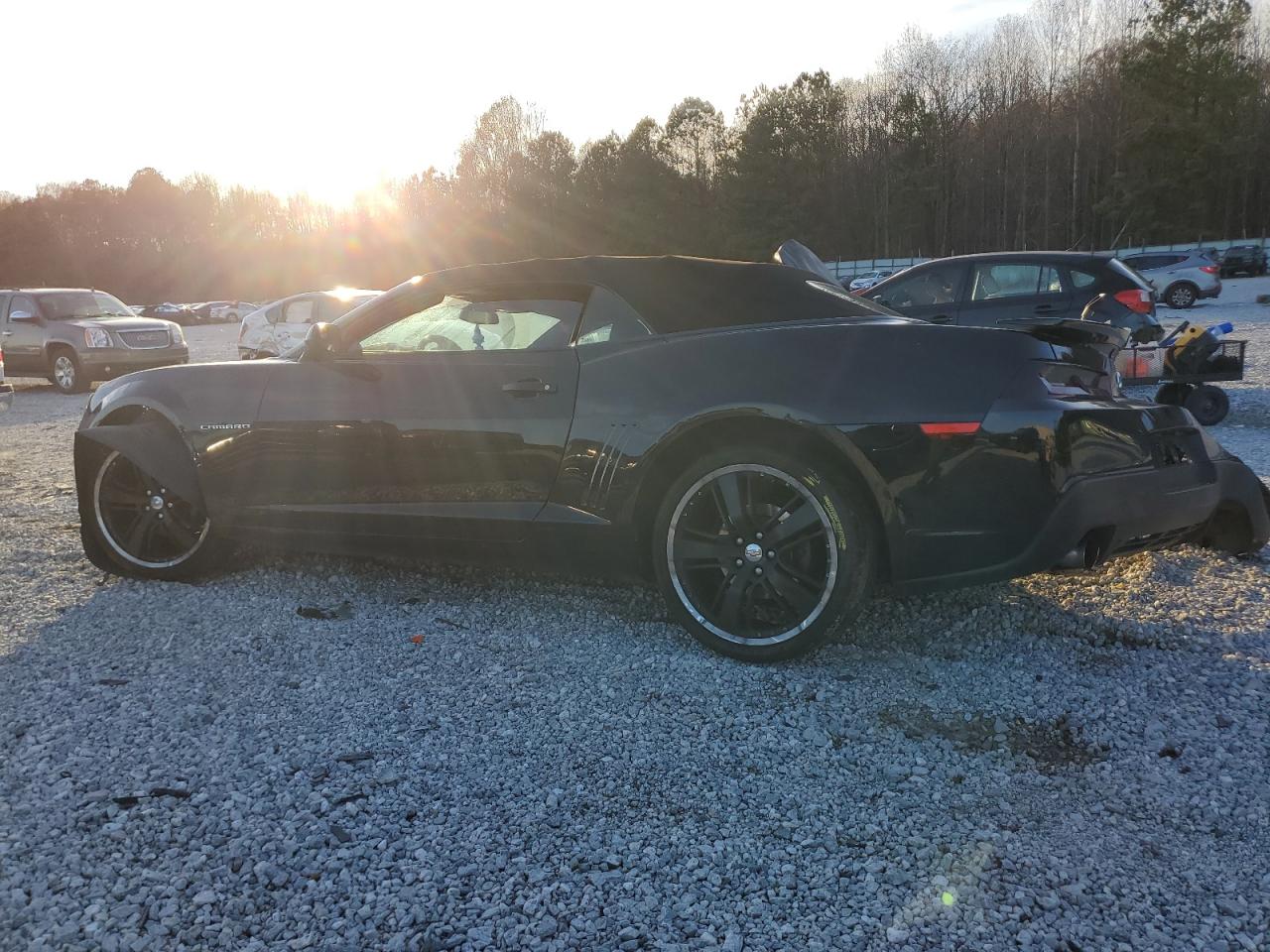 2015 Chevrolet Camaro - Image 2