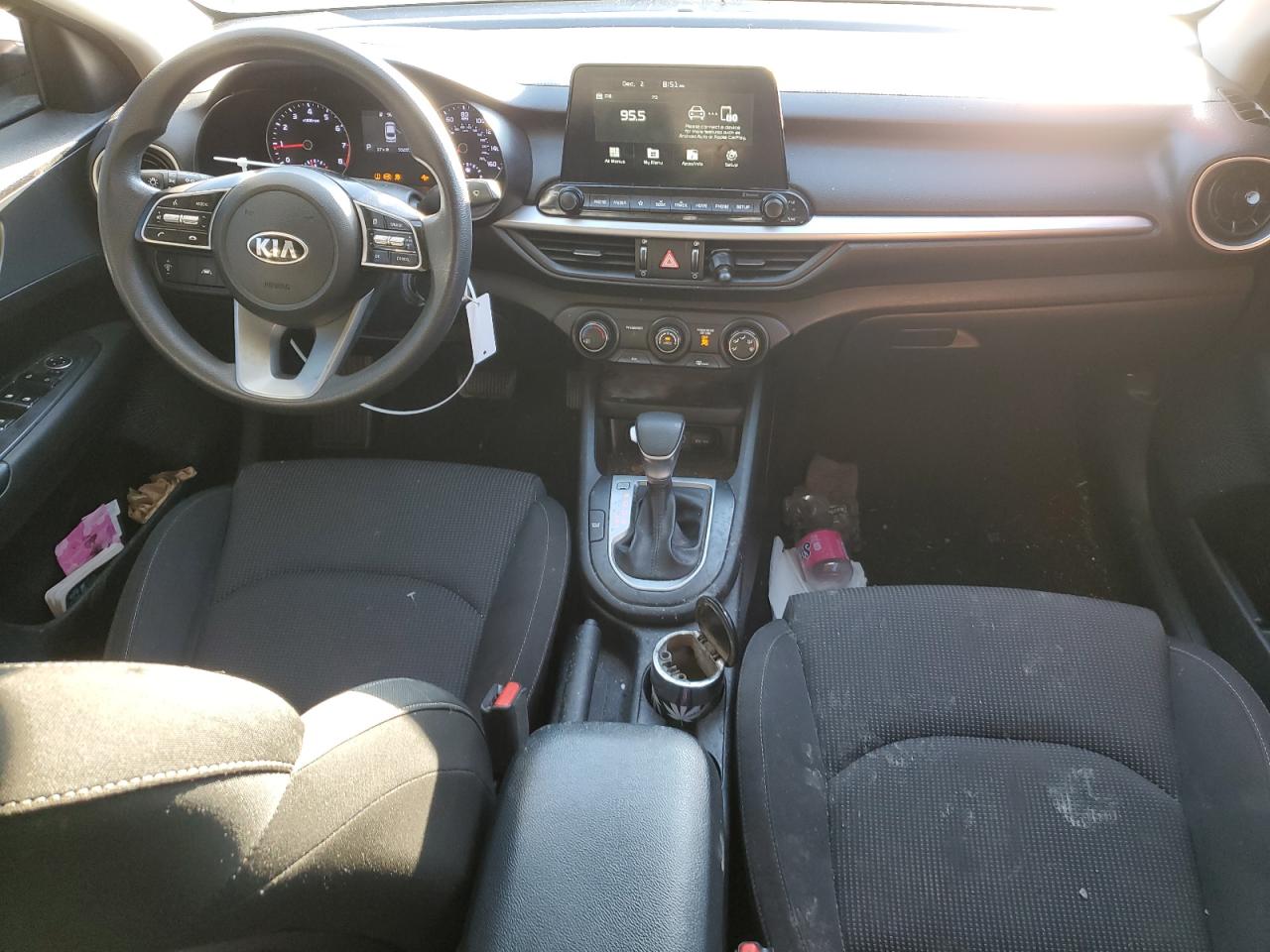 2021 Kia Forte - Image 8