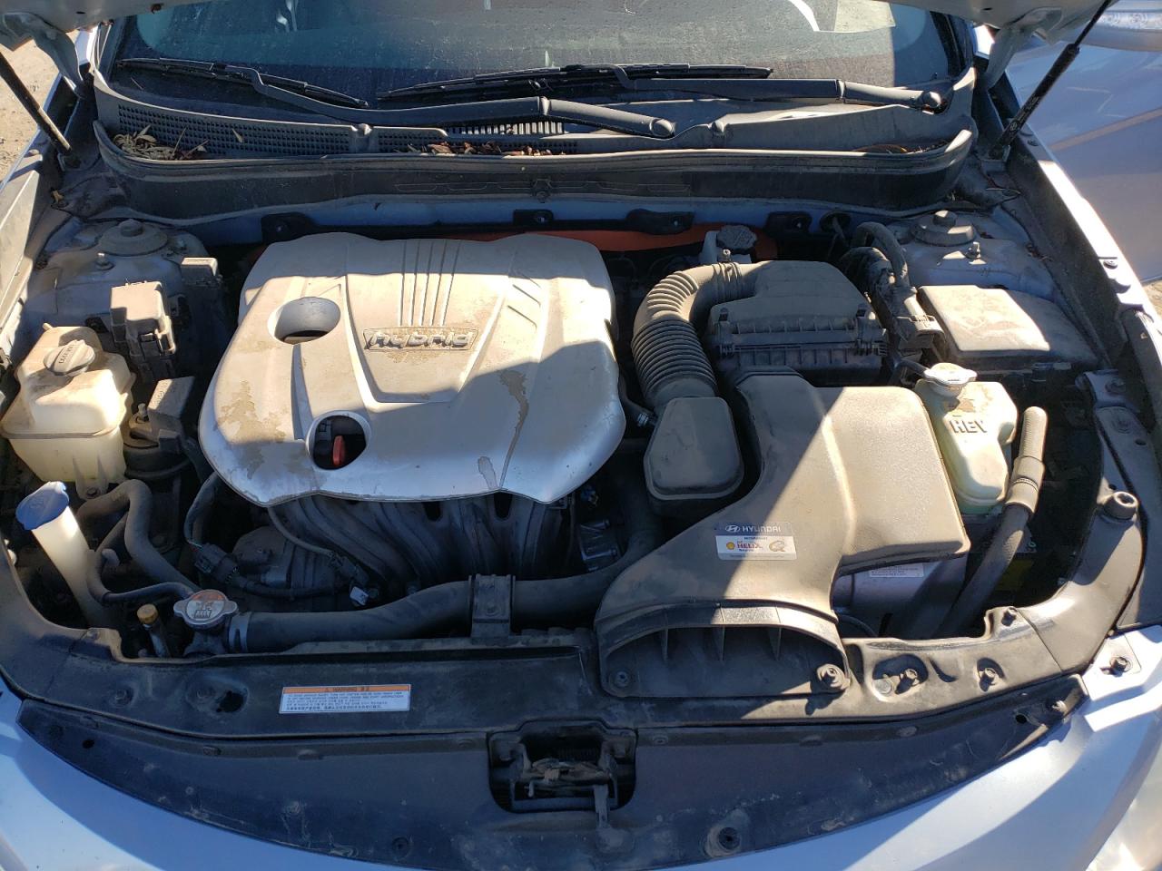 2015 Hyundai Sonata - Image 11