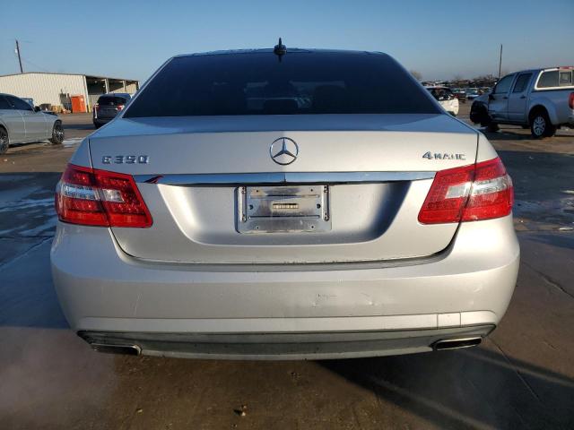  MERCEDES-BENZ E-CLASS 2013 Серебристый