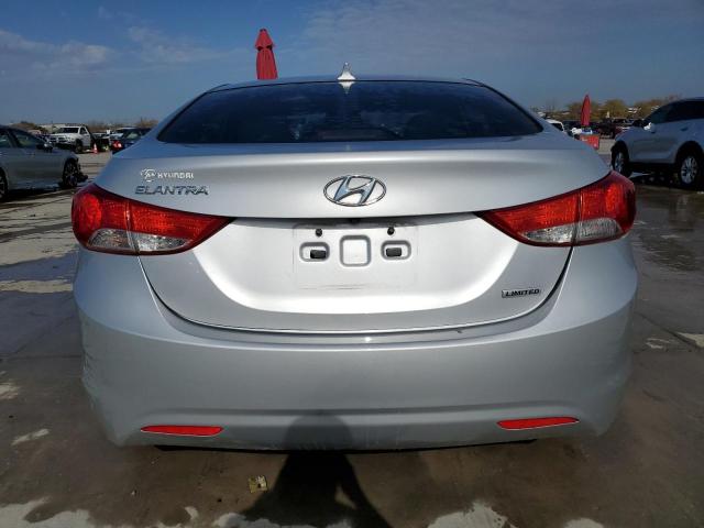  HYUNDAI ELANTRA 2013 Srebrny