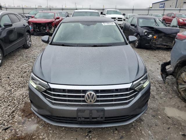 VOLKSWAGEN JETTA 2021 Серебристый