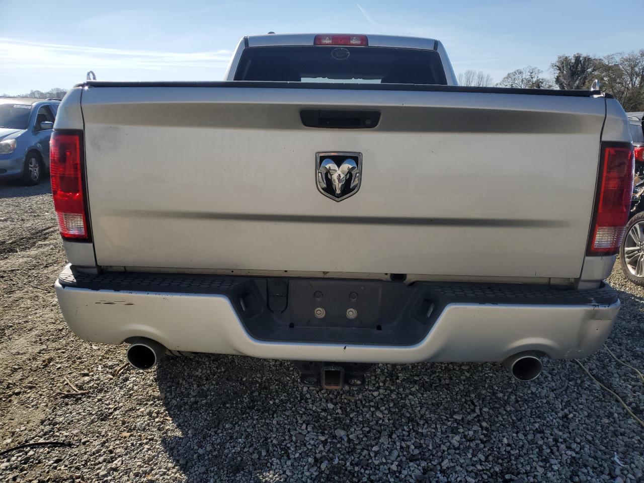 2014 RAM 1500 - Image 6