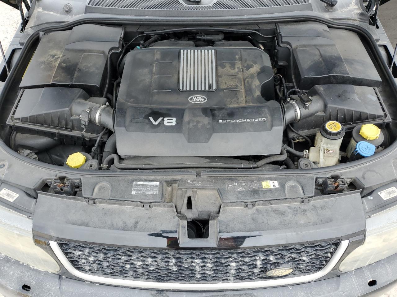 2011 Land Rover Range Rover - Image 13