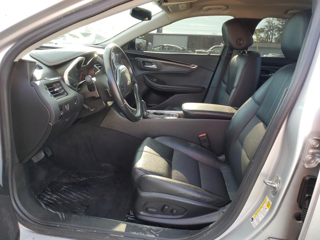 2017 Chevrolet Impala - Image 7