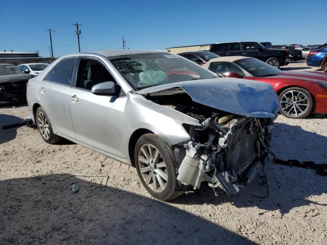 Седаны TOYOTA CAMRY 2013 Серебристый