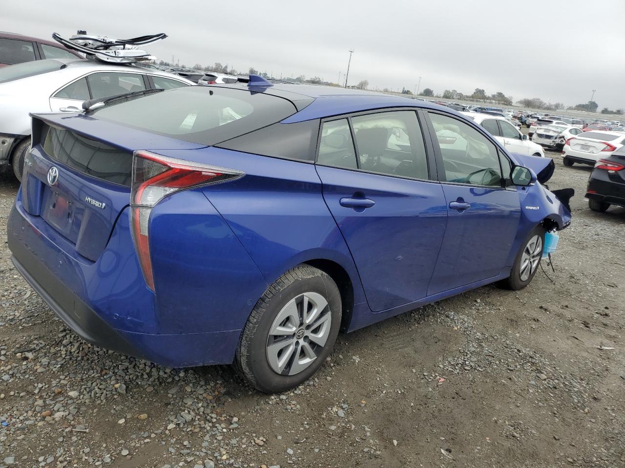 VIN JTDKARFU4J3548295 2018 TOYOTA PRIUS no.3