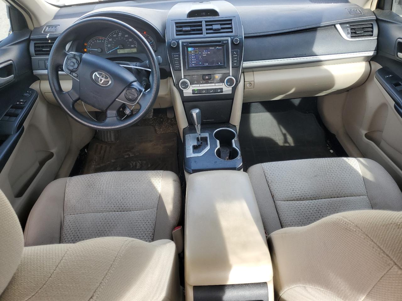 2014 Toyota Camry - Image 8
