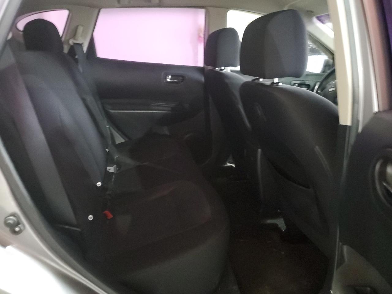 2013 Nissan Rogue - Image 11