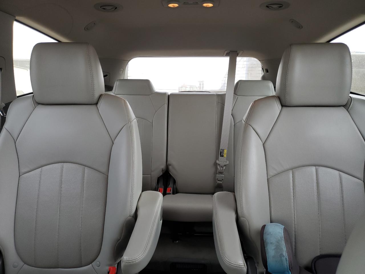2015 Chevrolet Traverse - Image 10