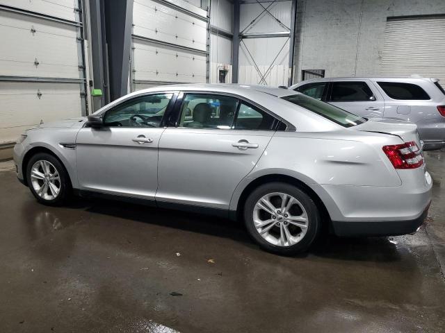  FORD TAURUS 2016 Srebrny